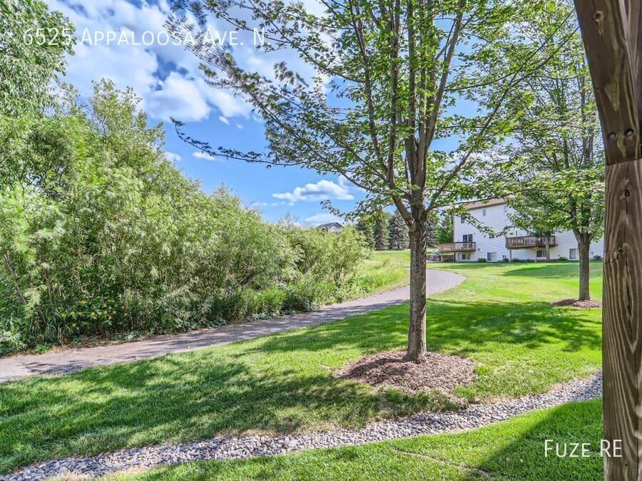 Foto del edificio - 6525 Appaloosa Ave N