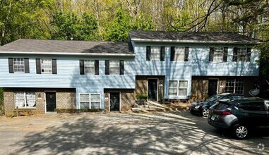 Building Photo - 2946 Spruce Cir