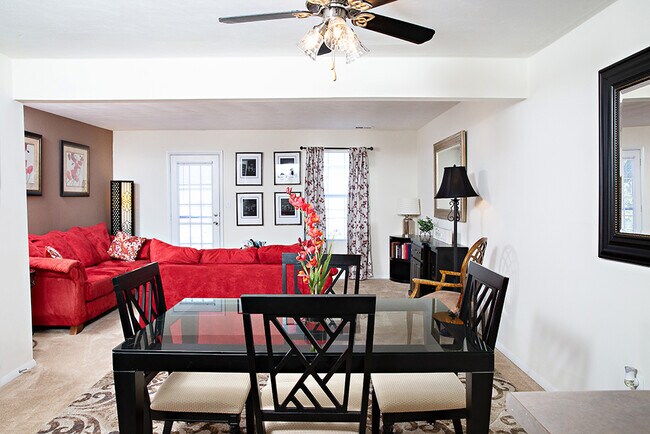 Foto del edificio - Galleria Pointe Apartments and Townhomes