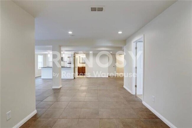 Foto del edificio - 3836 Lloyd St