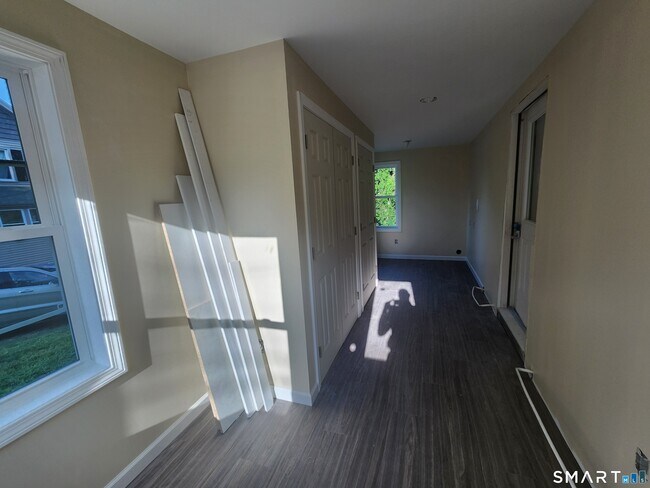 Foto del edificio - 60 Willington Ave