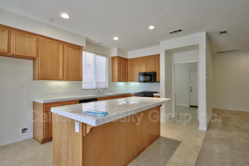 Building Photo - 3131 Mill Ridge Dr