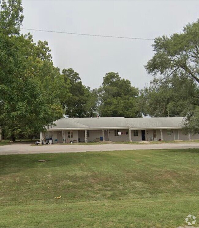 Apartments for Rent in Prescott KS with a Swimming Pool 8 Rentals