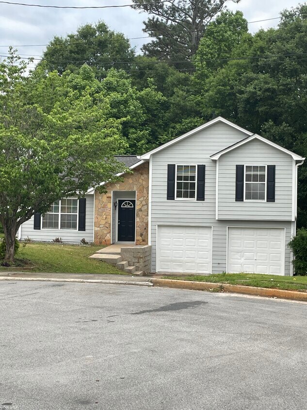 Foto principal - 407 Leslie Ct