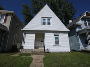 Building Photo - 510 E Franklin St