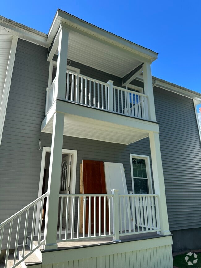 Building Photo - 57 Lucas St