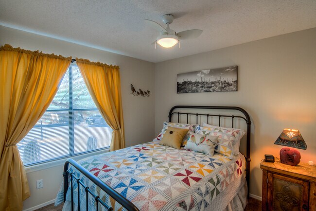 Guest Bedroom - 6655 N Canyon Crest Dr