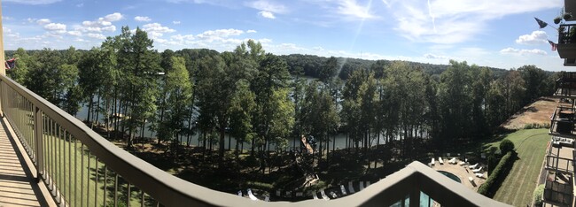 View of Lake Hartwell - 605 Watermarke Ln