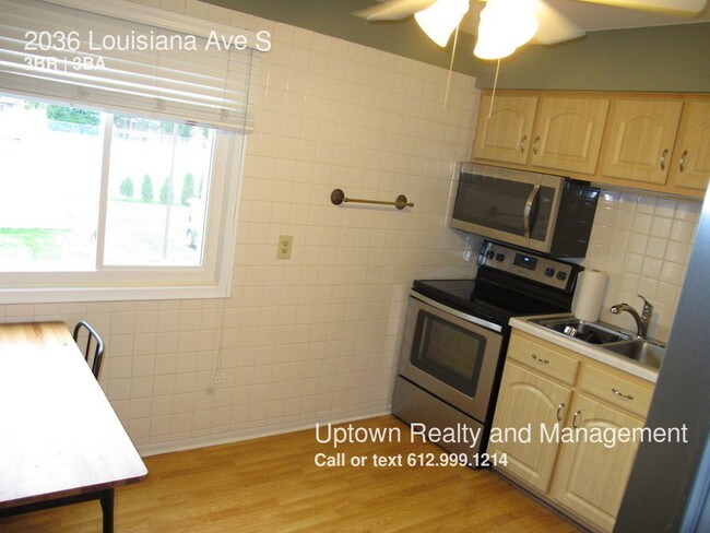 Foto del edificio - 2036 Louisiana Ave S