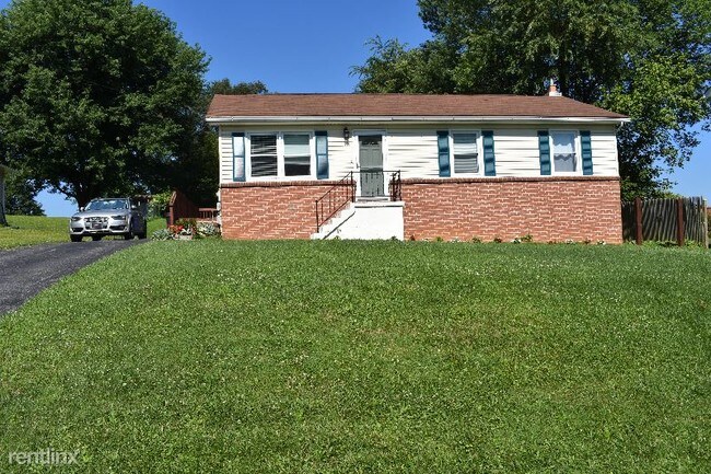 Foto del edificio - 3 br, 2 bath House - 301 S Jefferson St