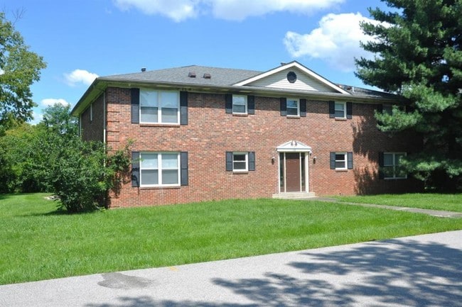 Building Photo - 118 Compton Drive