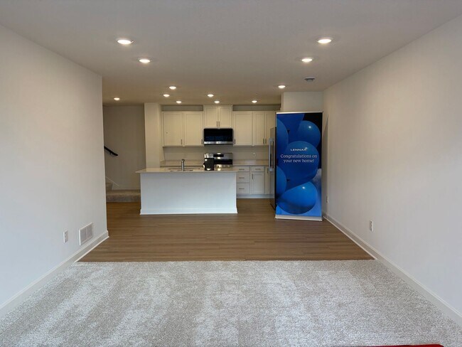 Foto del edificio - 5349 Long Pointe Pass