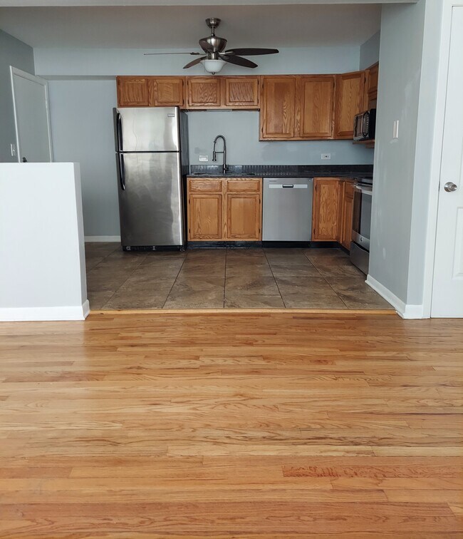 Foto del edificio - 320 Beach Ave