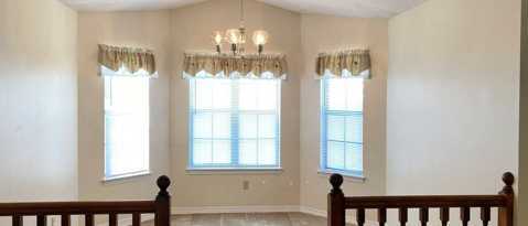 Foto del edificio - 128 Meadow Woods Ln