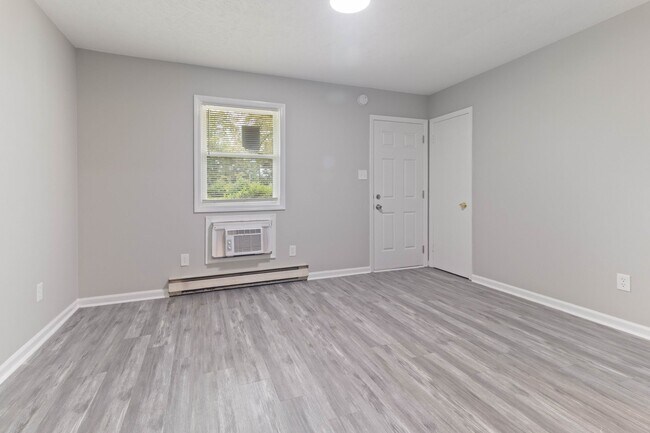 Foto del edificio - 6441 Starbrook Dr
