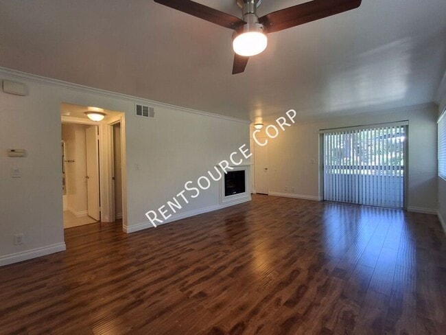 Building Photo - 26901 Rainbow Glen Dr