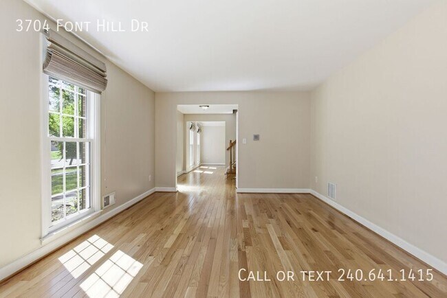 Foto del edificio - 3704 Font Hill Dr