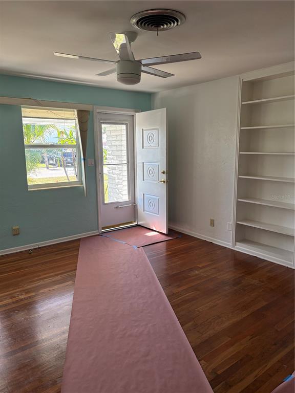 Foto del edificio - 335 Brookline Ave