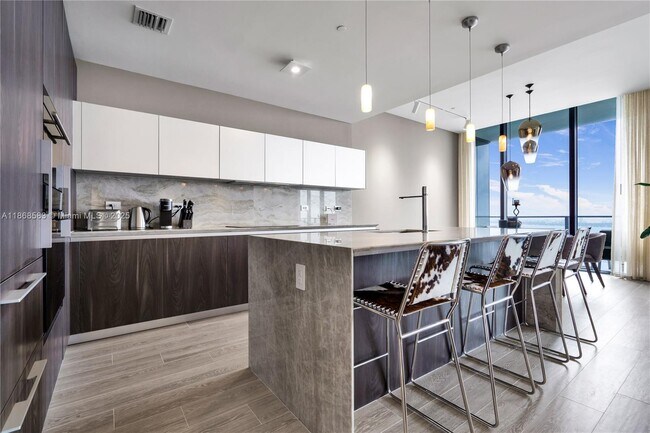 Foto del edificio - 3131 NE 7th Ave