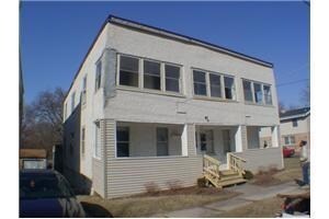 Primary Photo - 218 Adams St