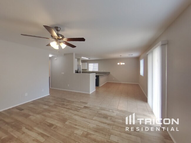Foto del edificio - 43792 W Magnolia Rd
