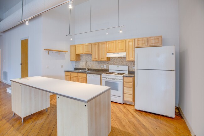 Foto del edificio - 1278 N Milwaukee Ave