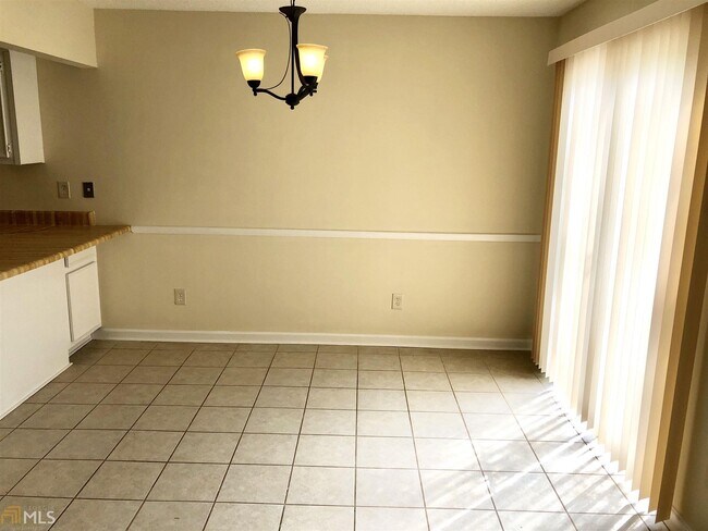 Foto del edificio - 3547 Peachtree Corners Cir