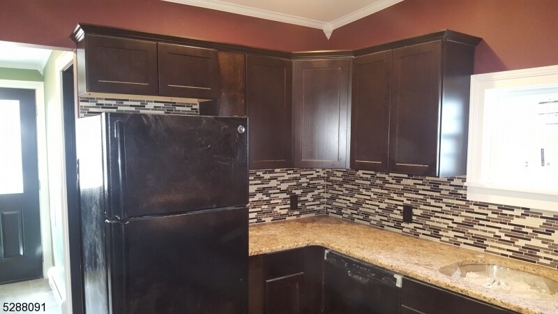 Foto principal - 412 Hardwick St