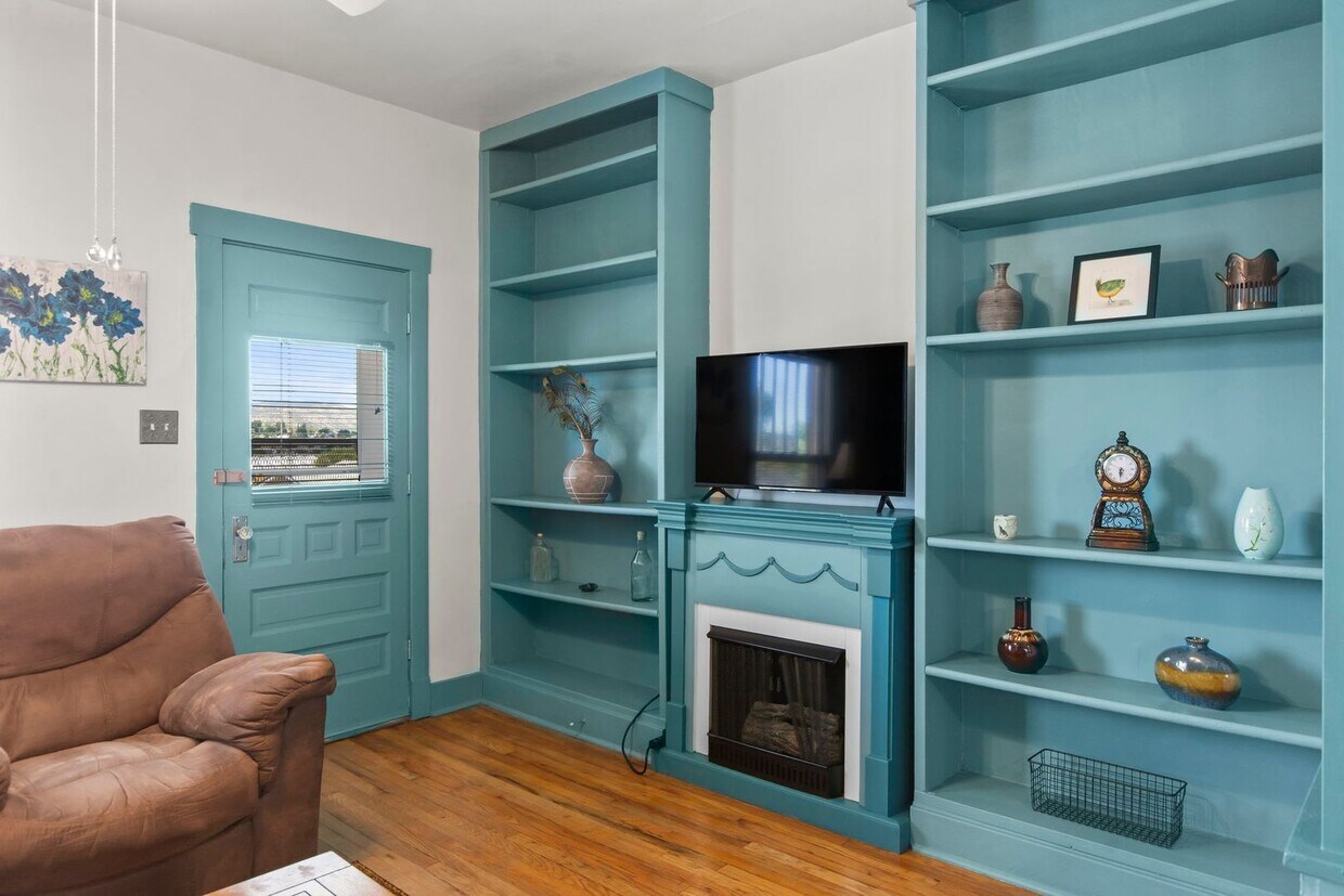 Foto principal - 442 W 1st St