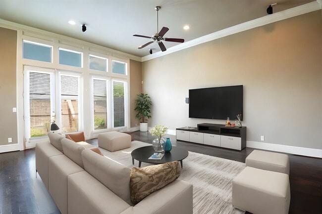 Foto del edificio - 9948 Woodwind Ln