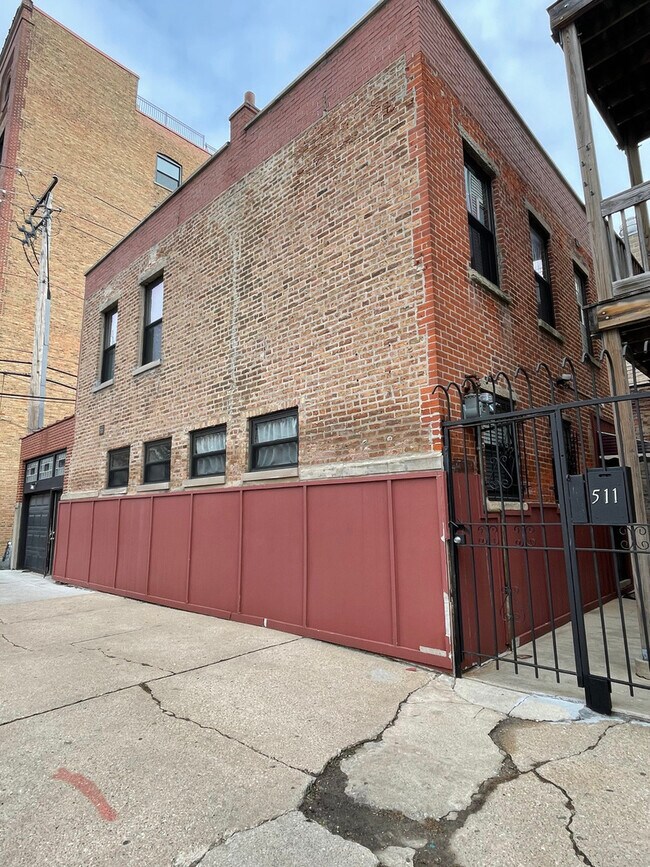 Building Photo - 511 N Noble St