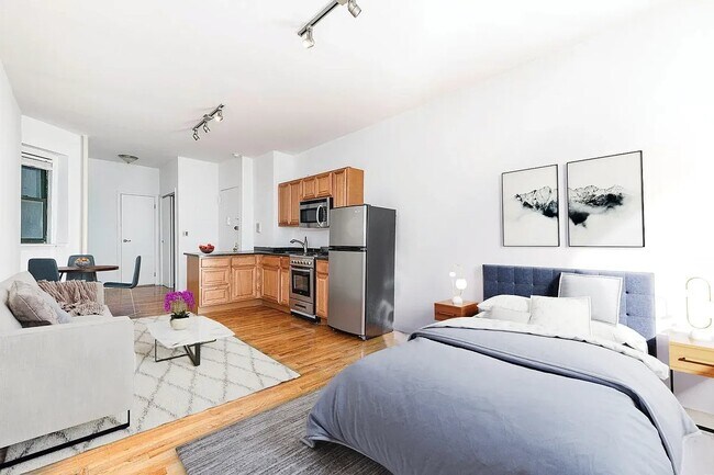 Building Photo - 242 Mulberry St