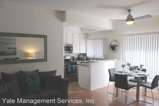Building Photo - 11059 Fruitland Dr