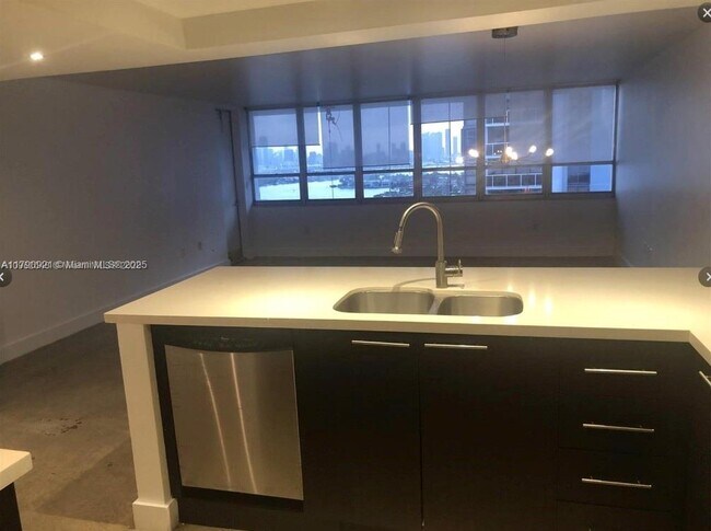 Foto del edificio - 11 Island Ave