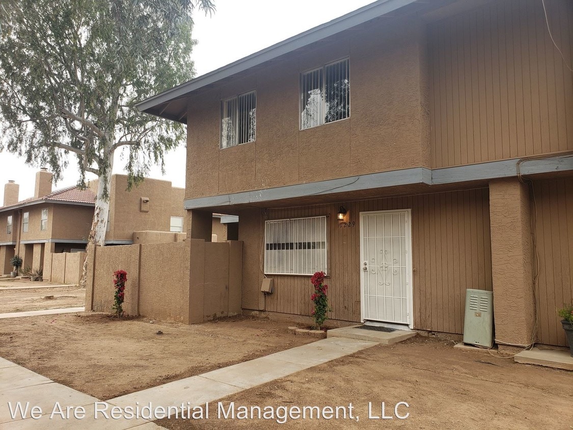 Primary Photo - 4112 N 69th Dr