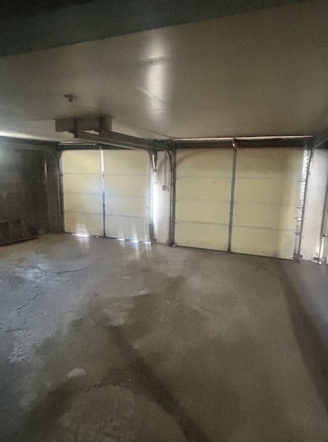 Building Photo - The Flats at Vann Street