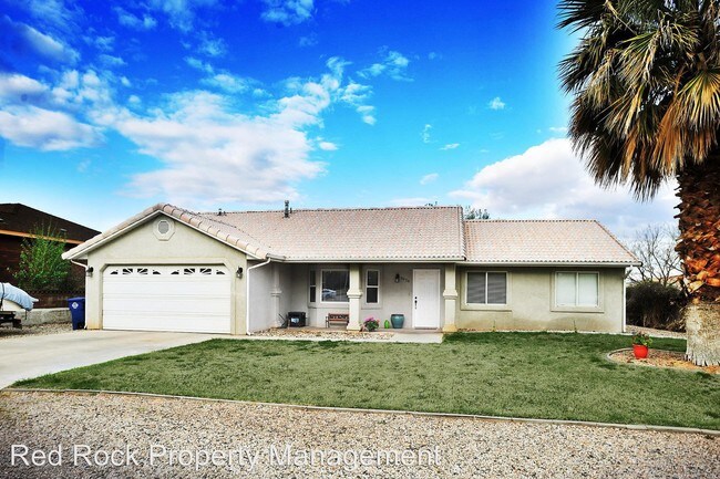 Building Photo - 3 br, 2 bath House - 3028 Beech Street
