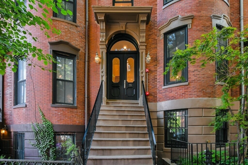 Foto principal - 55 E Springfield St