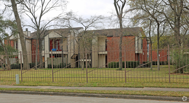 Foto del edificio - Timberwoods Condominiums