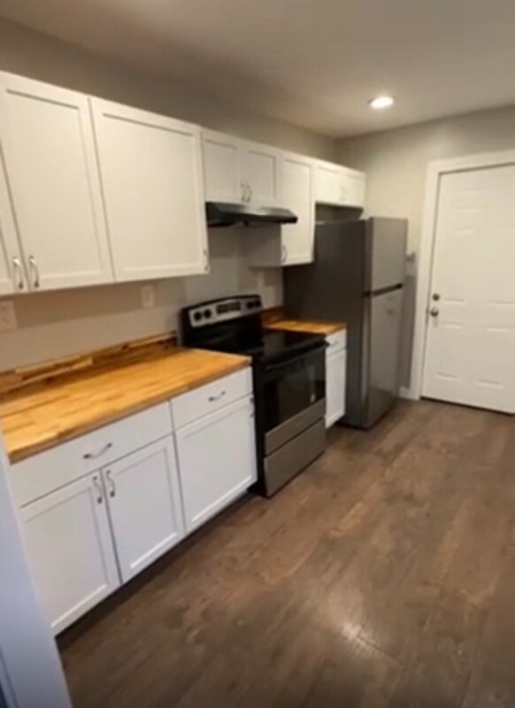 Building Photo - 820 S Hackley St