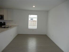 Building Photo - 21102 Trivento Dr
