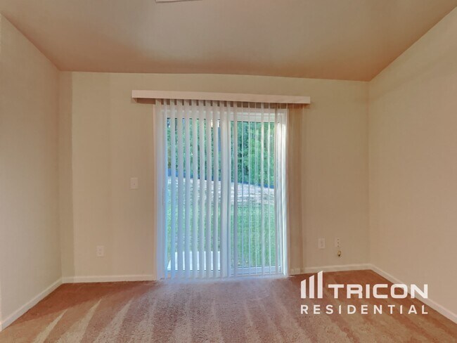 Foto del edificio - 390 Coleshill Rd