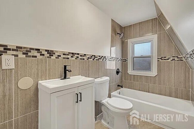 Foto del edificio - 110 N 17th St