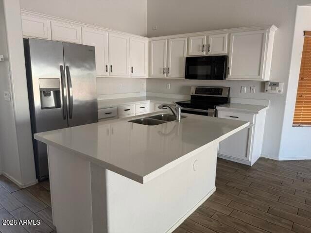 Building Photo - 10042 W Veliana Way