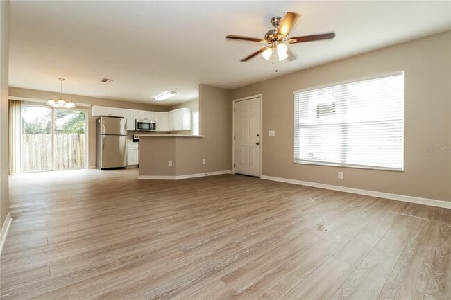 Building Photo - 2050 14th St S