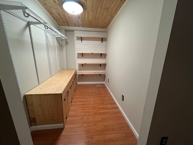 Foto del edificio - 3 Bed 2 Bath Home
