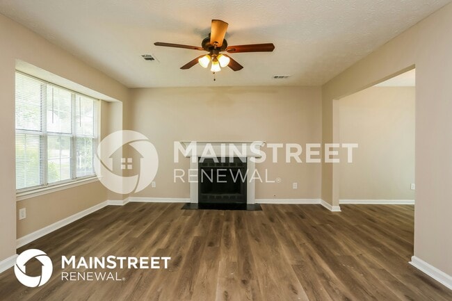 Building Photo - 661 Woodcrest Manor Dr