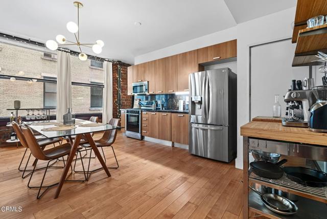 Foto del edificio - 460 S Spring St