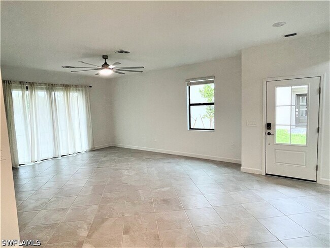 Foto del edificio - 14237 Pine Lodge Ln