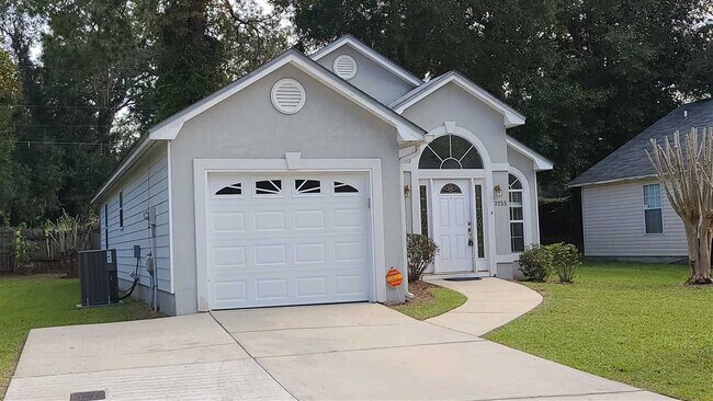 Foto del edificio - 3255 Skyview Dr